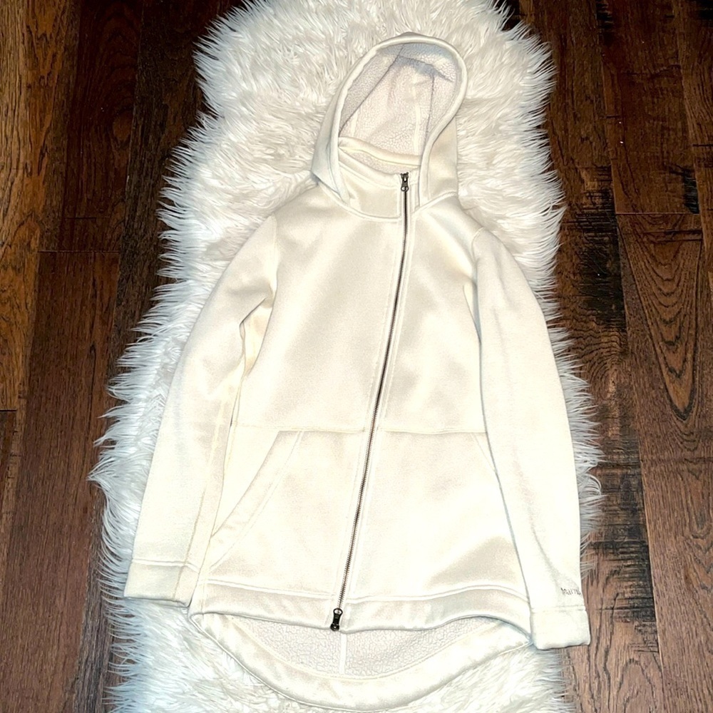 Stylish Women's Marmot Hoody